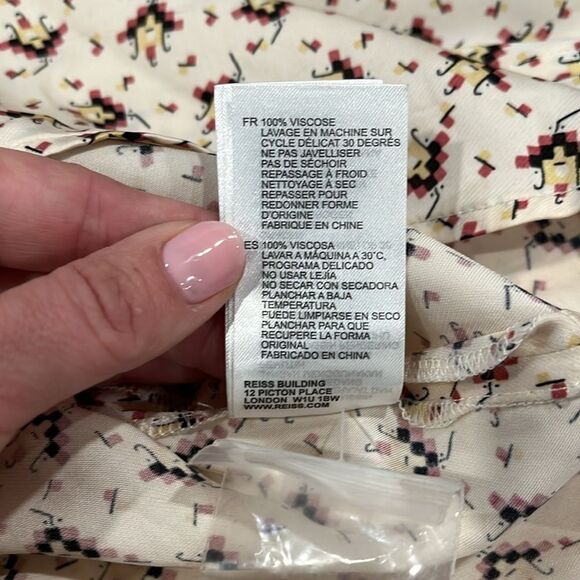 Reiss NWOT Pia Printed Geometric half button up - 2 ($228) - Picture 9 of 15